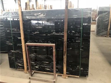 Sidabrinis drakono marmuras