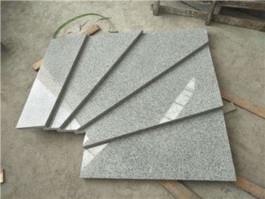 Šviesiai pilkos spalvos G603 granitinės laiptų pakopos
