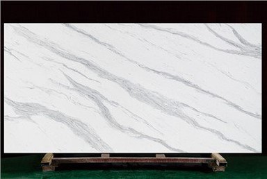 Debesų upės kvarco plokštė