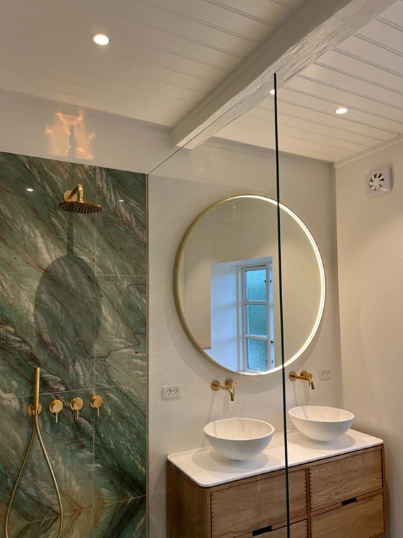 Gaya Quartzite Bathroom Wall Tile